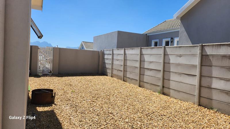 2 Bedroom Property for Sale in Protea Village Western Cape